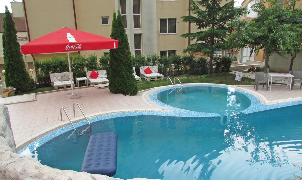 Hotel Brilliance Varna Exterior photo